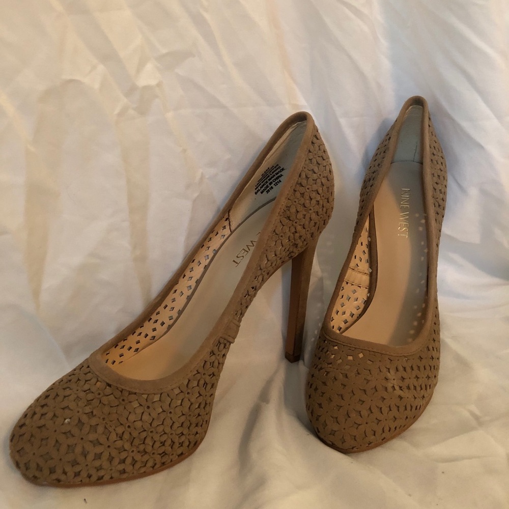 Nine West Nokota